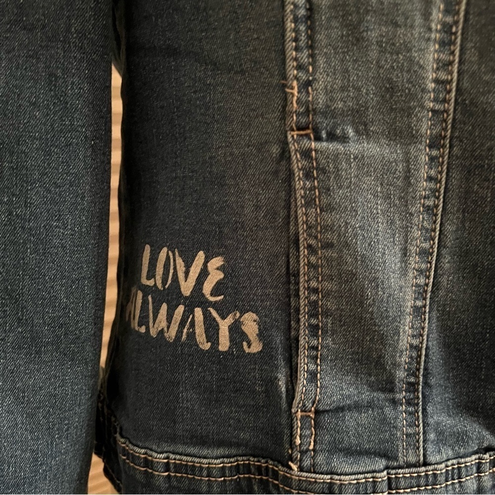 Lana Collection by Yossi denim jean jacket all you need is love small EUC - Picture 6 of 9